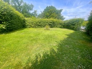 Photo 27- click for photo gallery